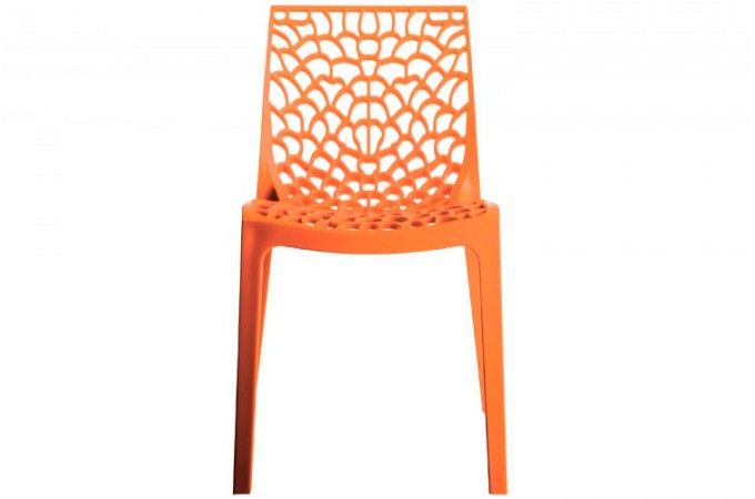 http://www.declikdeco.com/media/produits/decoration/chaises-design/img/chaises-design-orange--chaises-design-6067_680x450.jpg