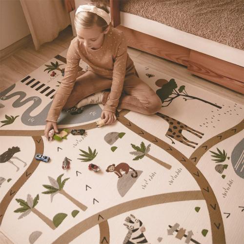 Tapis enfant parcours imaginaire indoor & outdoor LITTLE SAVANNAH - Nattiot - Tapis enfant design