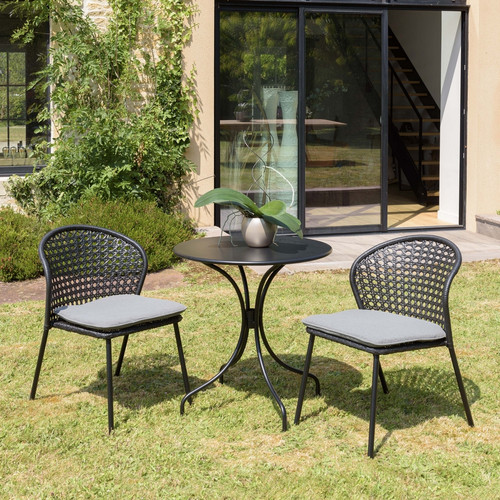 Salon de jardin 2 personnes 1 table ronde en acier noir  70x70cm et 2 chaises rotin synthétique noir dossier arrondi