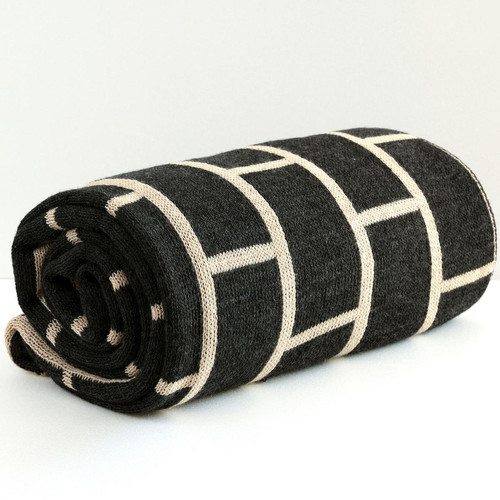 Plaid tricot effet brique noir BRIQUE TRICOT