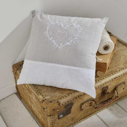 Coussin Gris Slub Chambray Broderie Constance - Charme DeclikDeco  - Coussin design